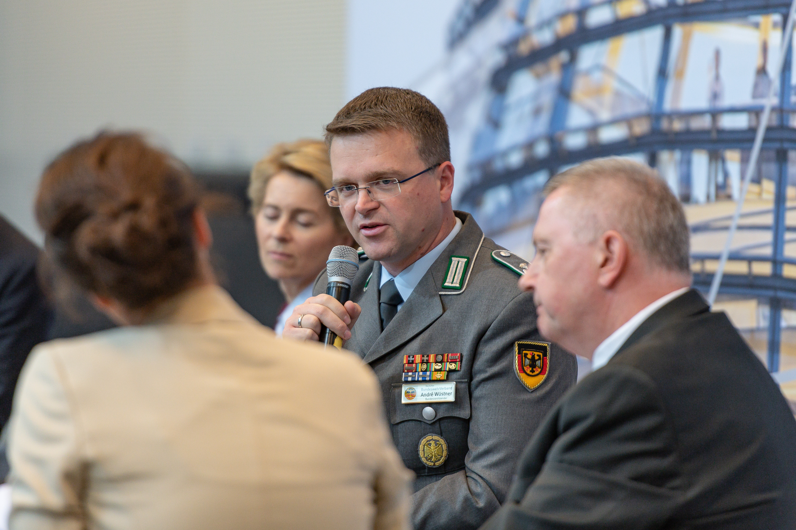 Unsere Bundeswehr Stärken, Unsere Soldaten Unterstützen – Eine Aufgabe ...